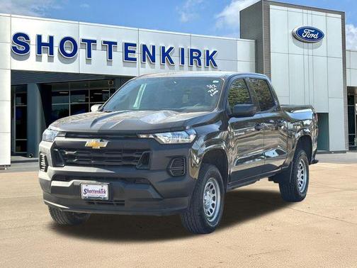 2023 Chevrolet Colorado WT