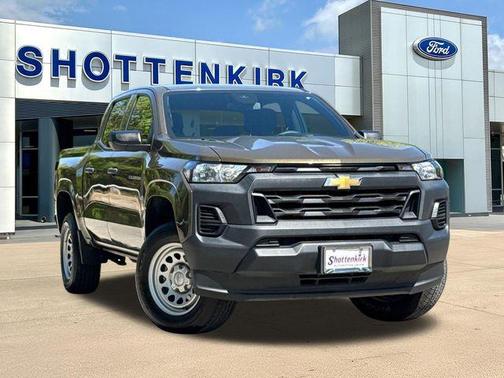 2023 Chevrolet Colorado WT