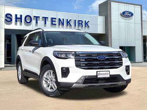 White Metallic 2026 Ford Explorer Active