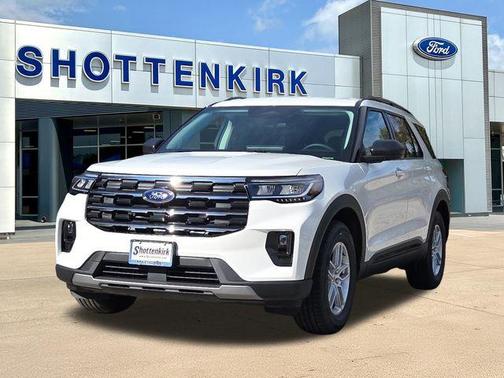 White Metallic 2026 Ford Explorer Active