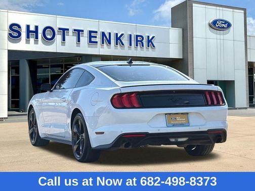 2022 Ford Mustang EcoBoost