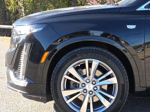 2023 Cadillac XT6 Premium Luxury FWD