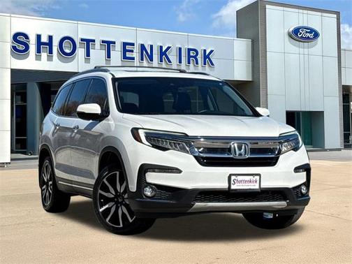 2021 Honda Pilot Touring 8-Passenger