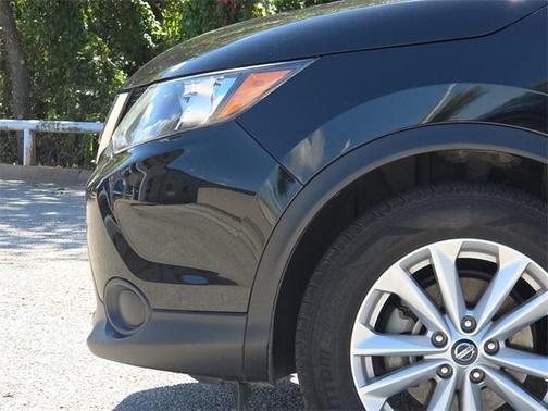 2019 Nissan Rogue Sport SV