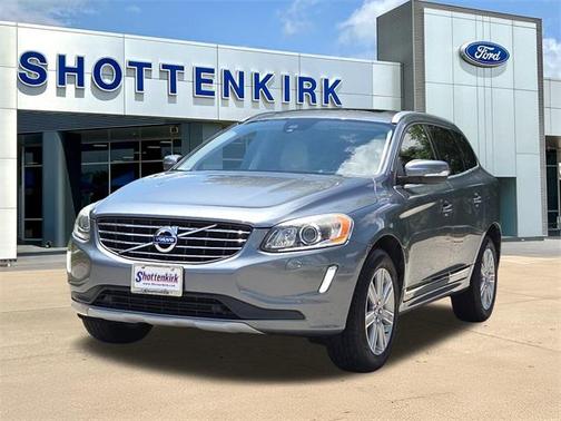 2017 Volvo XC60 T5 Inscription