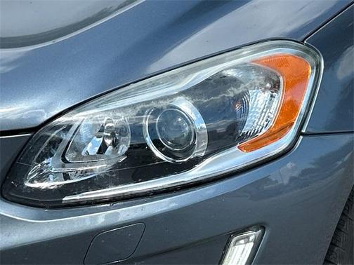 2017 Volvo XC60 T5 Inscription