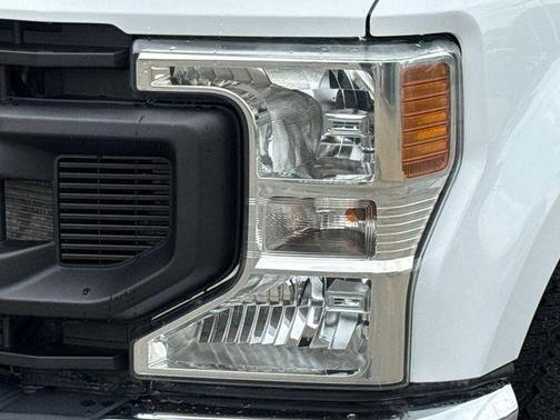 Oxford White 2022 Ford F-250 XL