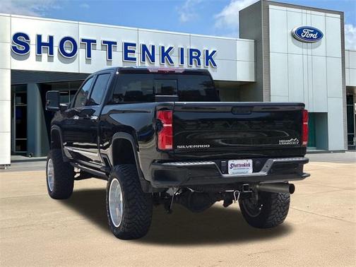 2024 Chevrolet Silverado 2500 High Country