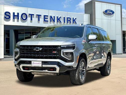 Sterling Gray Metallic 2025 Chevrolet Suburban Z71