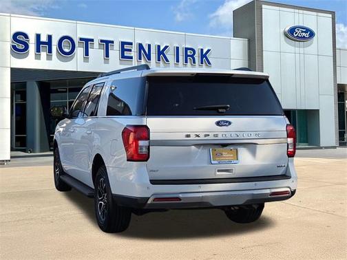 2024 Ford Expedition Max XLT