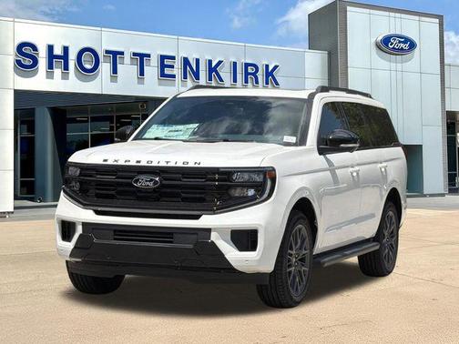 White Metallic 2026 Ford Expedition Platinum