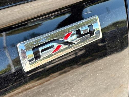 Black 2019 Ford Expedition XLT