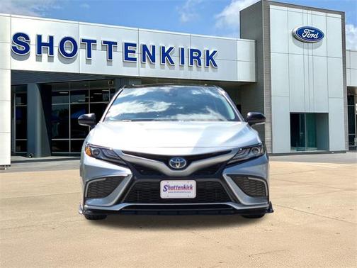 2024 Toyota Camry Hybrid XSE