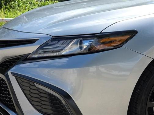 2024 Toyota Camry Hybrid XSE