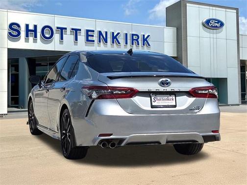 2024 Toyota Camry Hybrid XSE