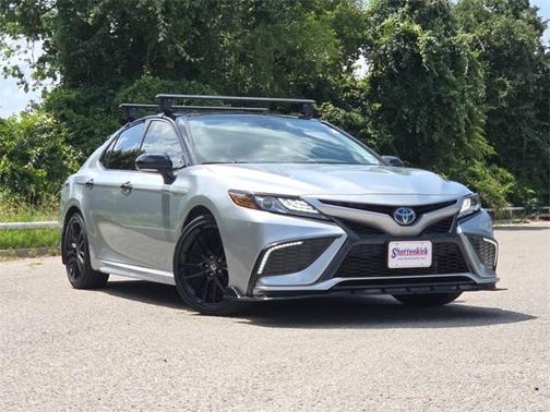 2024 Toyota Camry Hybrid XSE