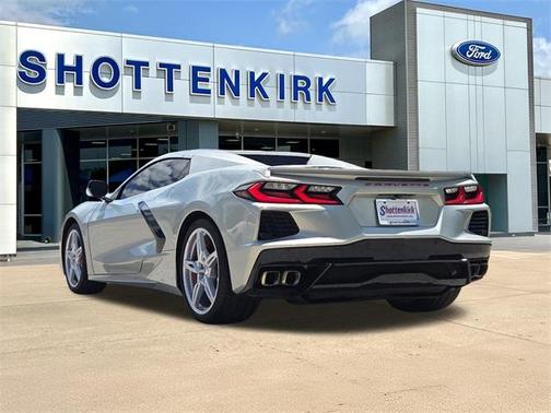 2022 Chevrolet Corvette Stingray w/2LT