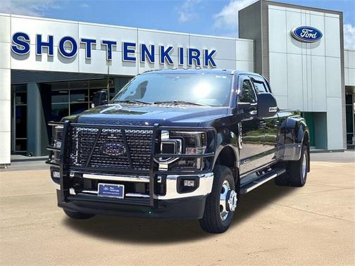 2022 Ford F-350 Lariat Super Duty