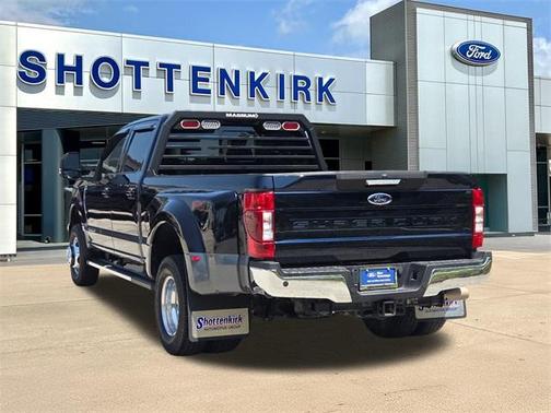 2022 Ford F-350 Lariat Super Duty