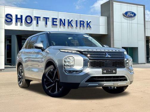 2024 Mitsubishi Outlander SE Black Edition