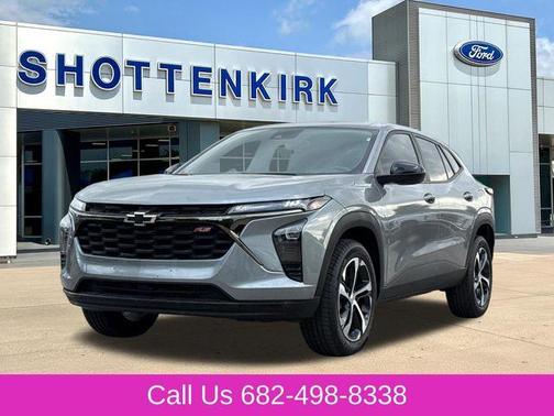 Sterling Gray Metallic 2025 Chevrolet Trax 1RS