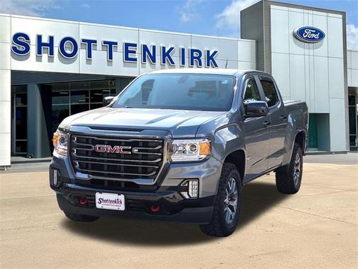 2022 GMC Canyon AT4 w/Leather