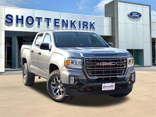 2022 GMC Canyon AT4 w/Leather