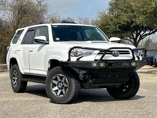 2022 Toyota 4Runner TRD Off Road