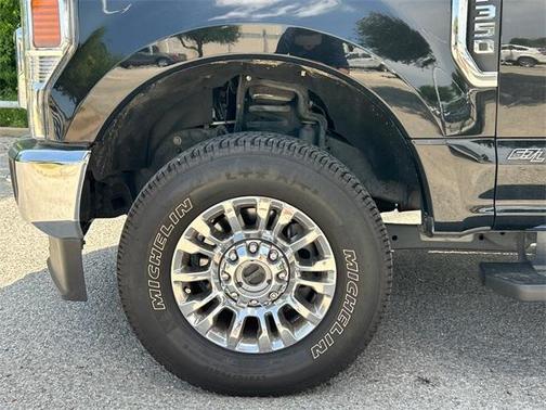 2022 Ford F-350 Lariat Super Duty