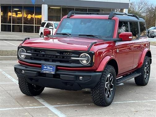 2024 Ford Bronco Outer Banks