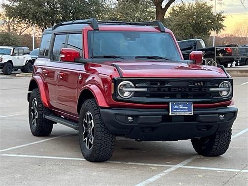 2024 Ford Bronco Outer Banks