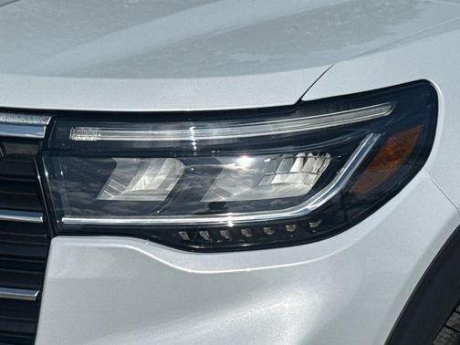 White 2026 Ford Explorer Active