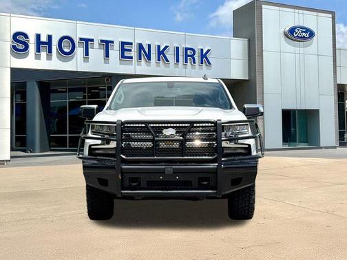 Summit White 2021 Chevrolet Silverado 1500 LT