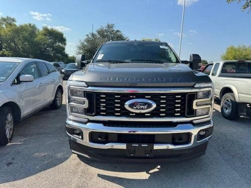 2023 Ford F-350 Lariat Super Duty