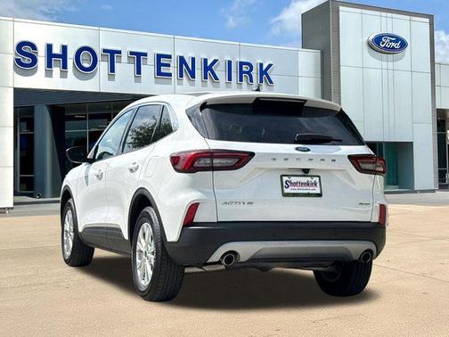 Oxford White 2024 Ford Escape Active