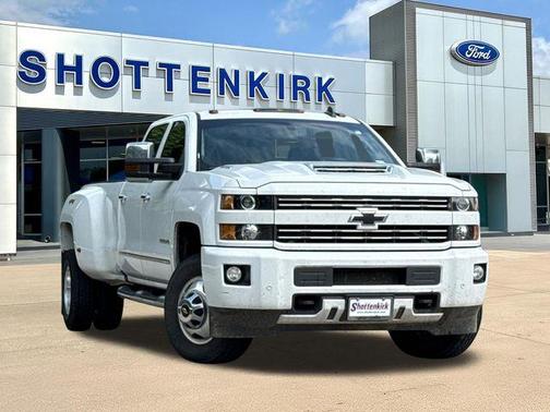 Summit White 2019 Chevrolet Silverado 3500 LT