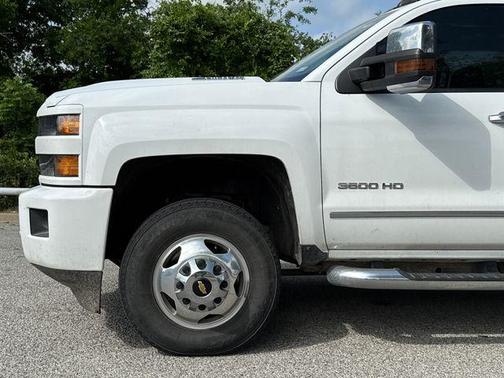 Summit White 2019 Chevrolet Silverado 3500 LT