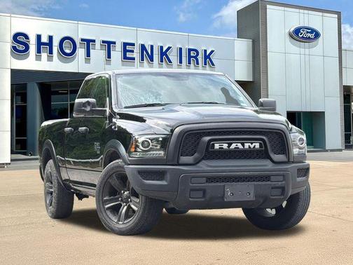 Diamond Black 2022 RAM 1500 Classic SLT
