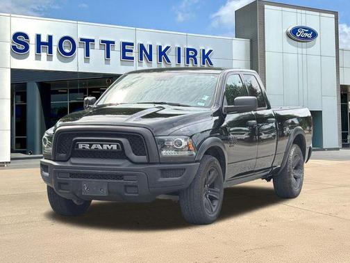 Diamond Black 2022 RAM 1500 Classic SLT