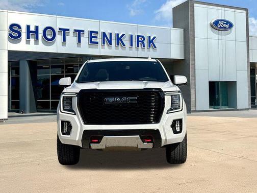 White Frost Tri-Coat 2024 GMC Yukon AT4