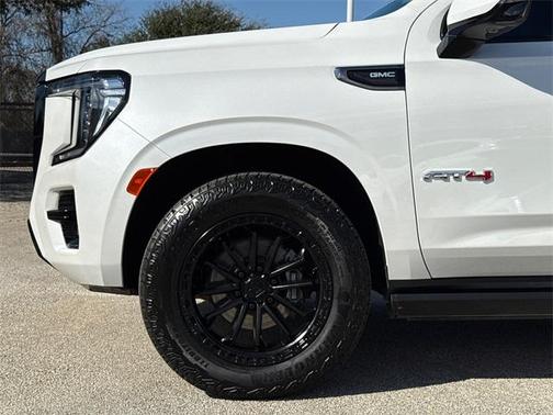 2024 GMC Yukon AT4