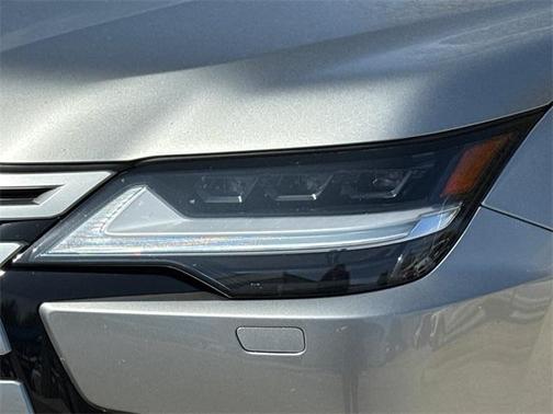 2022 Lexus LX 600 Luxury