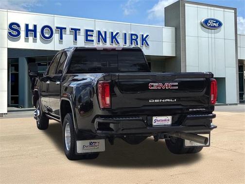 2022 GMC Sierra 3500 Denali