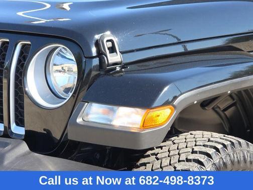 2022 Jeep Gladiator Overland