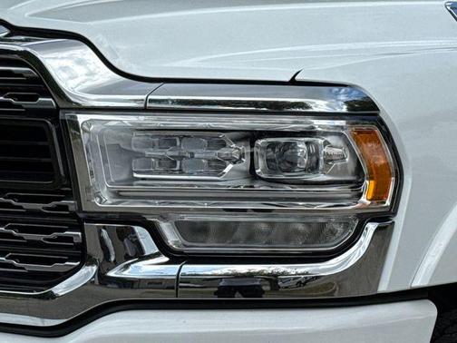 Bright White Clearcoat 2023 RAM 2500 Limited