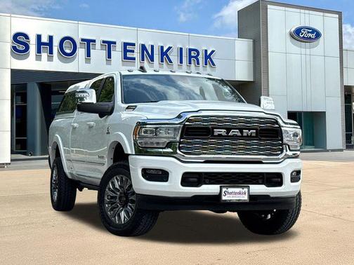 Bright White Clearcoat 2023 RAM 2500 Limited