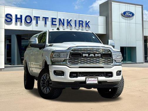 Bright White Clearcoat 2023 RAM 2500 Limited