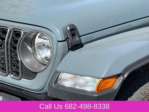 Anvil Clearcoat 2025 Jeep Gladiator Sport