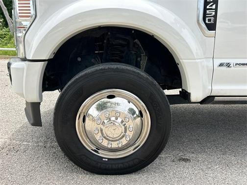2022 Ford F-450 LIMITED
