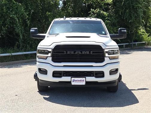 2024 RAM 3500 Laramie